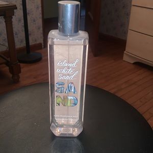 Bath & Body Works